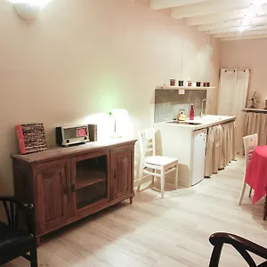  Hébergement de vacances La Maison De Noémie